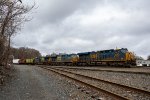 CSX 3142 leads M424 into West Springfield Yard